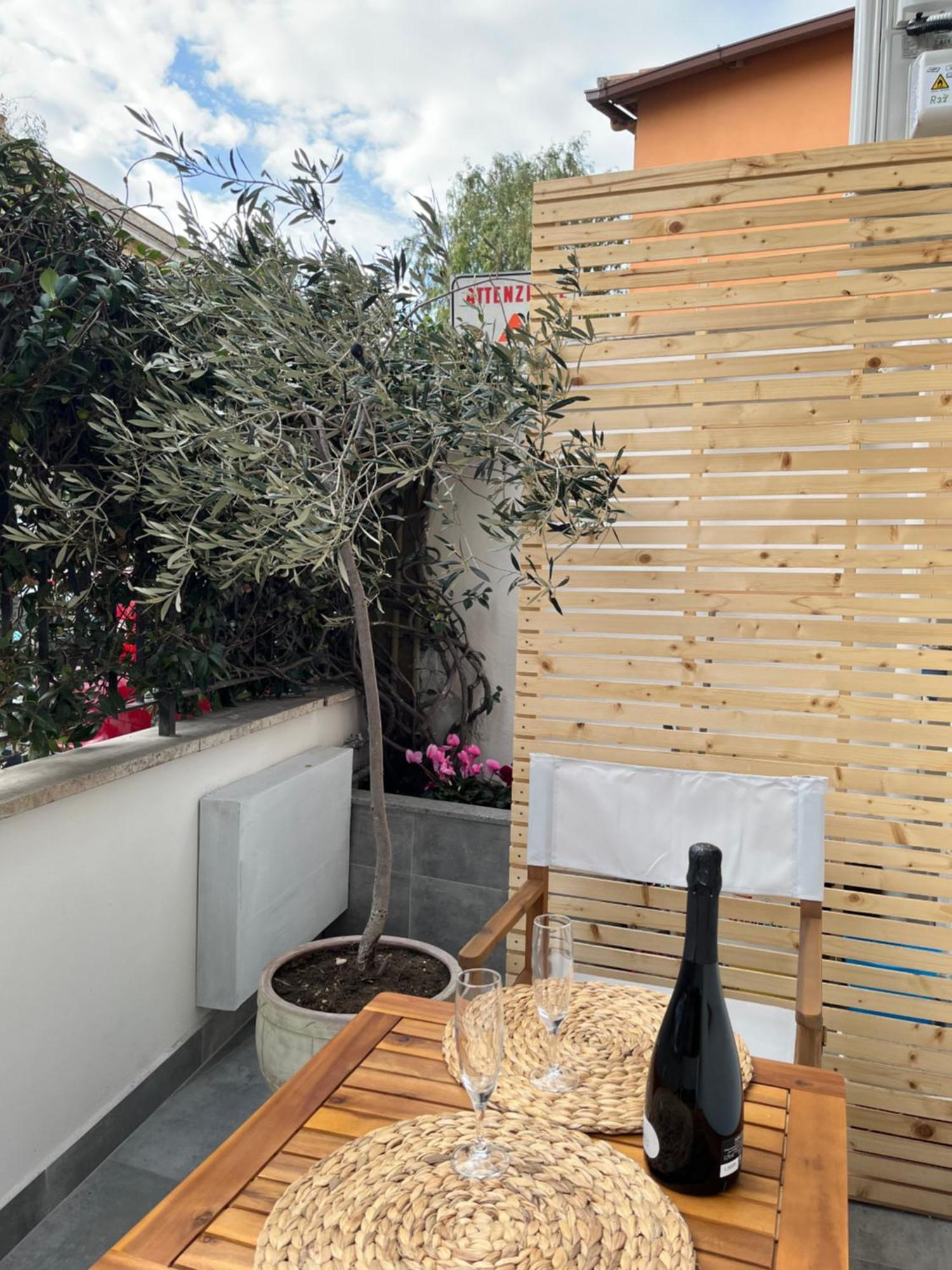 La Maison Appartement - A 200M Dal Porto Civitavecchia Exterior photo
